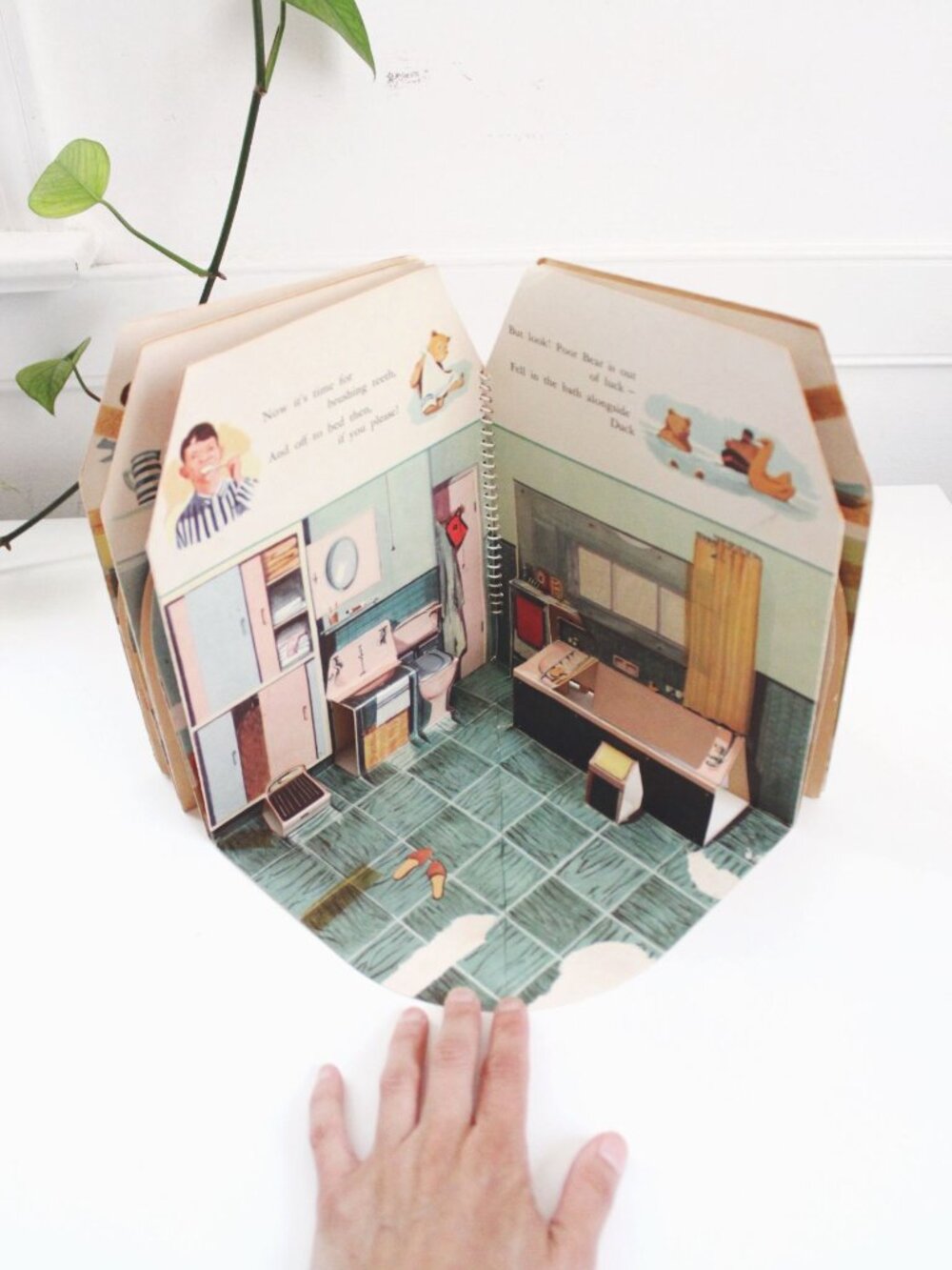 Vintage Dolls House Pop-Up Book Bancroft Publishers Childrens Holland 521A - Picture 5 of 7